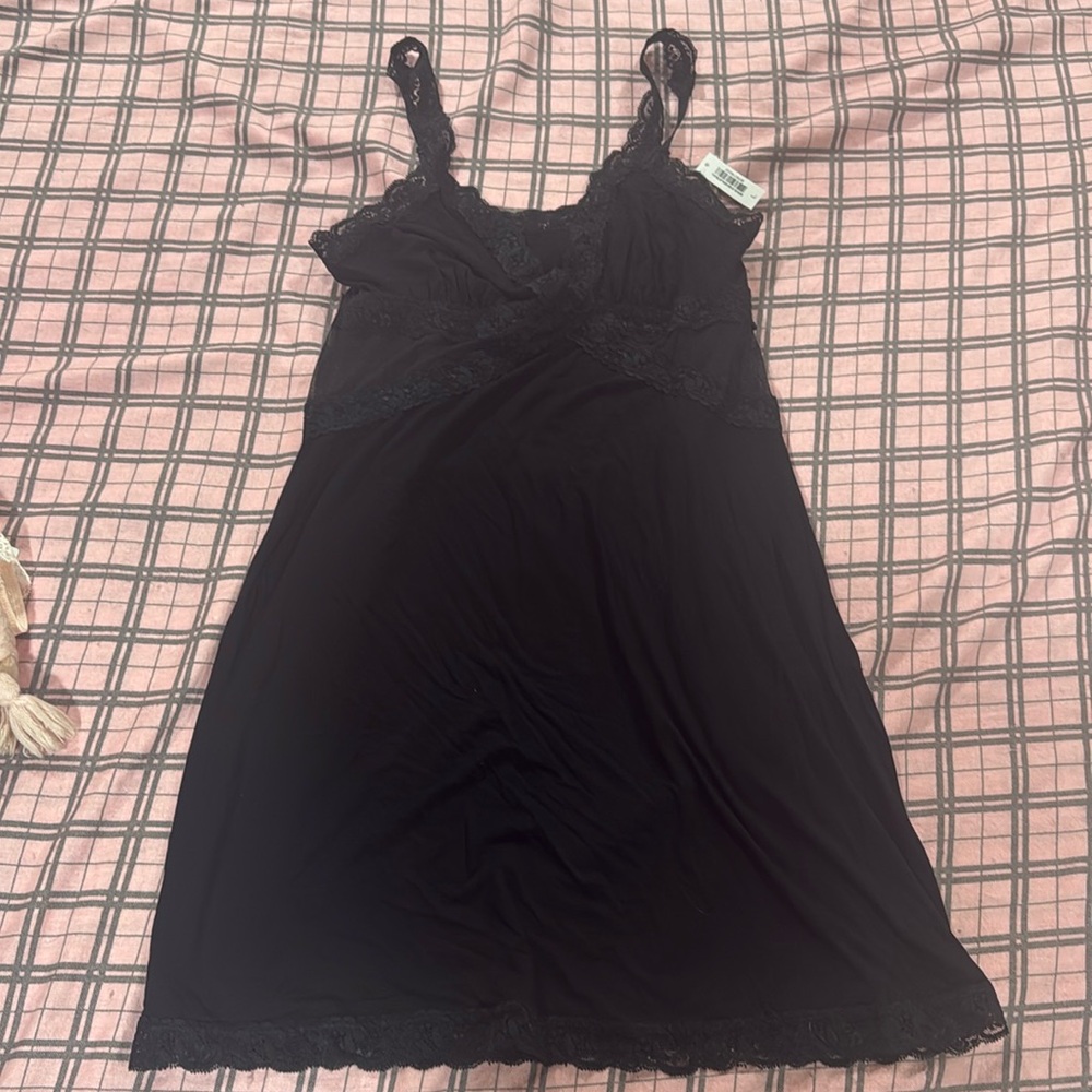 Adore Me LG NWT lacy nightgown